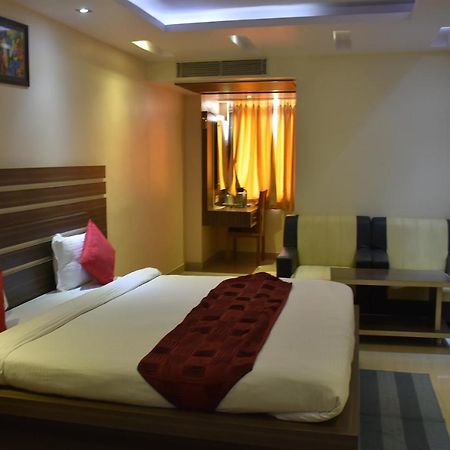 Hotel Saraswati Inn Aurangabad  Екстер'єр фото