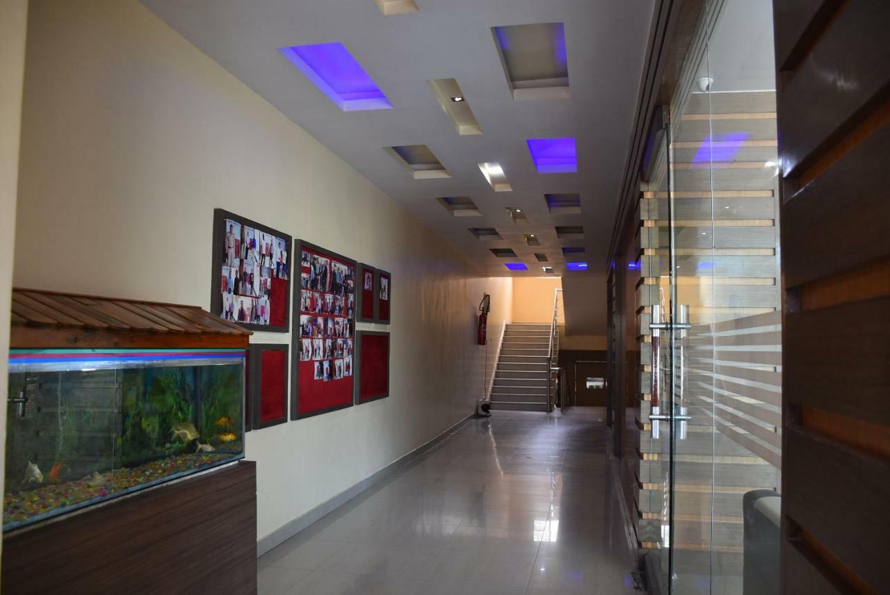 Hotel Saraswati Inn Aurangabad  Екстер'єр фото